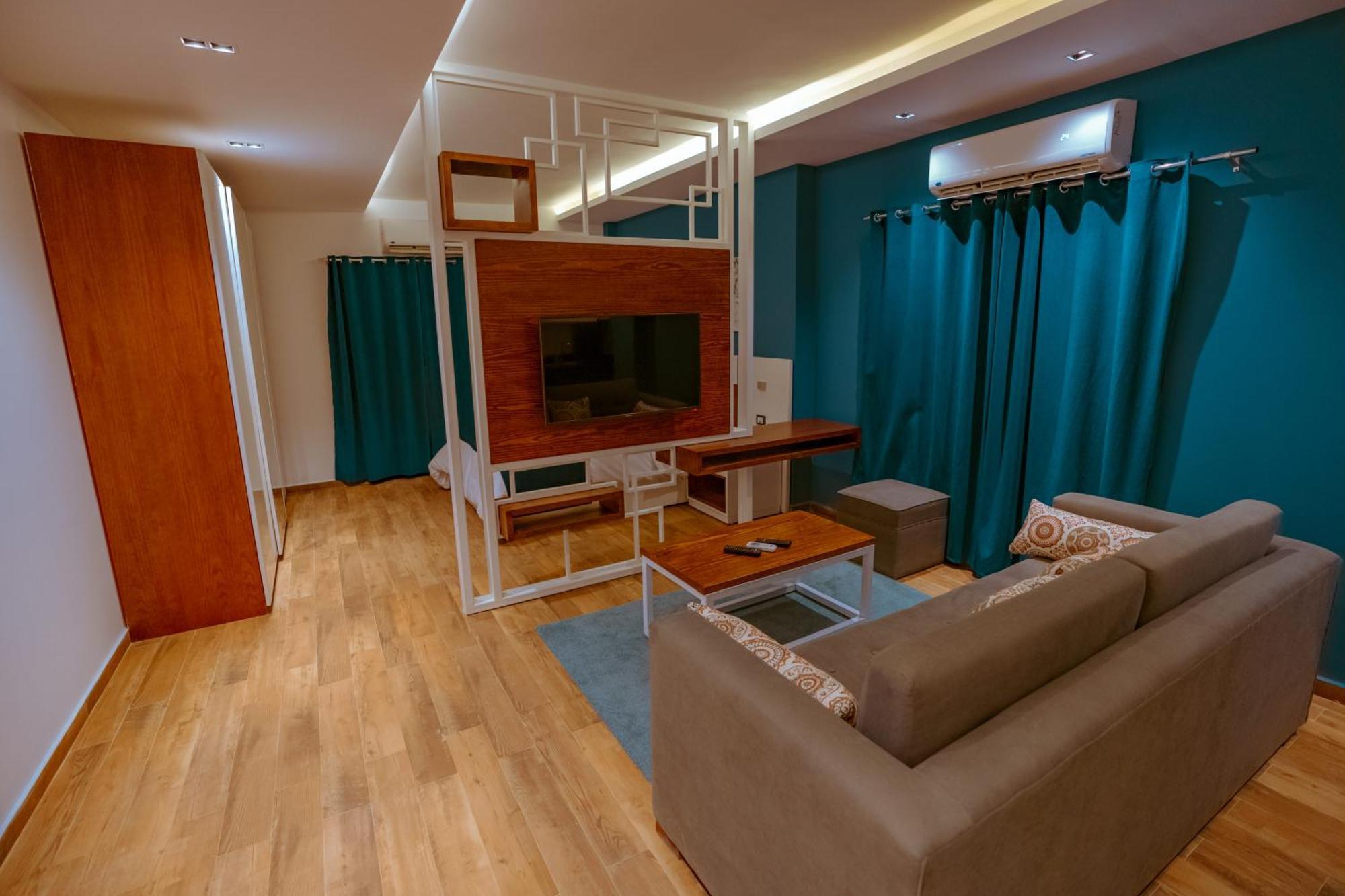 Travelholic New Cairo Residence ภายนอก รูปภาพ