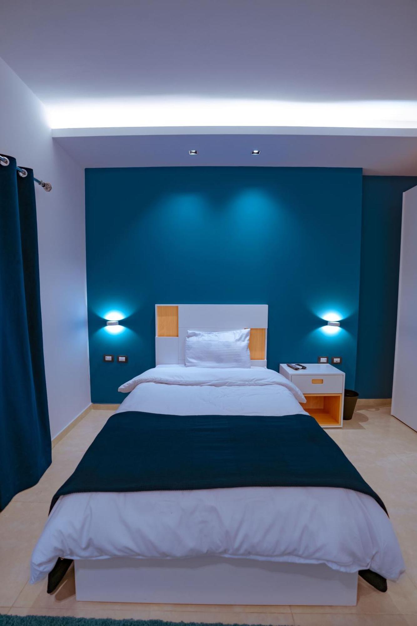 Travelholic New Cairo Residence ภายนอก รูปภาพ