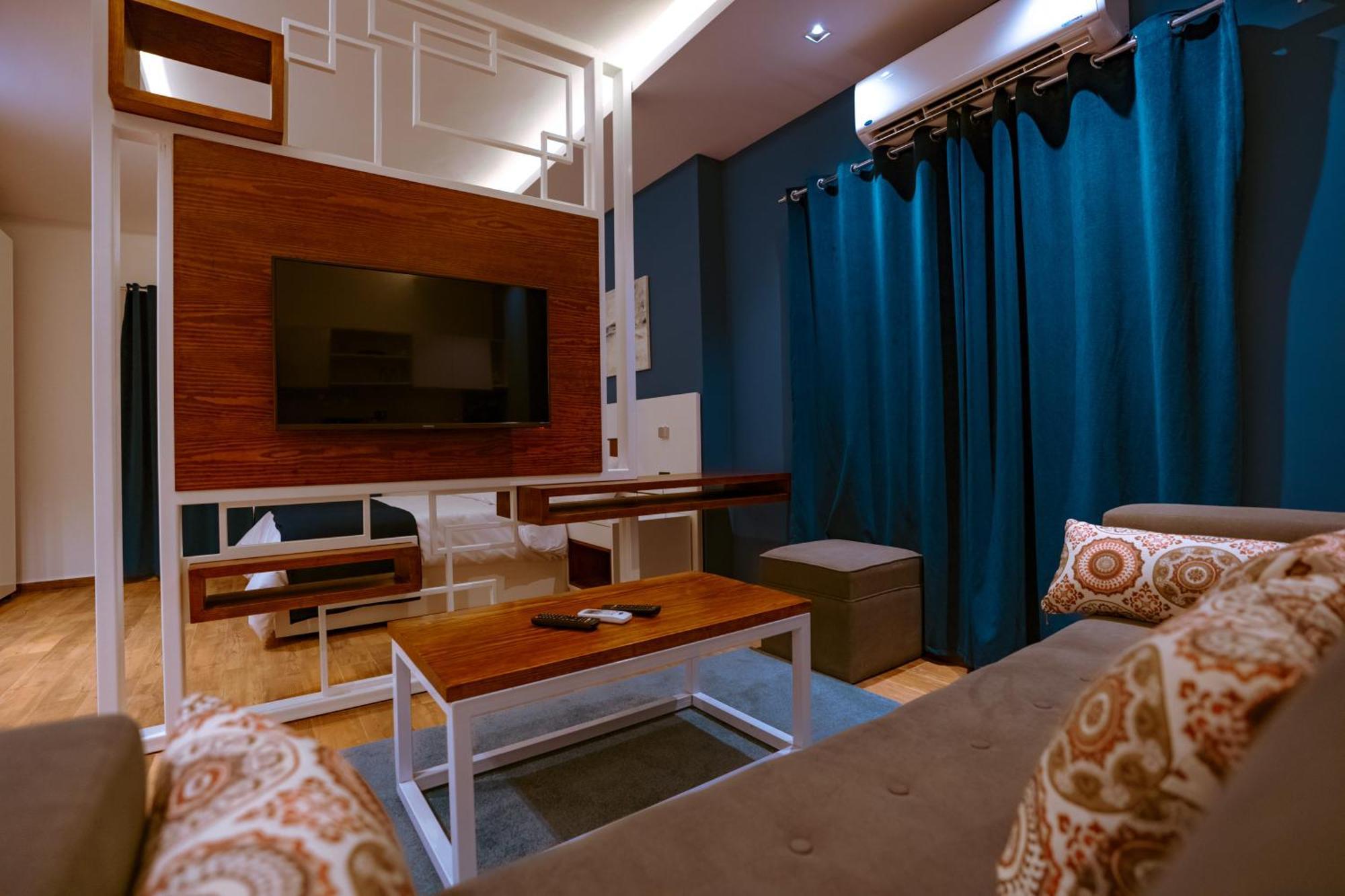 Travelholic New Cairo Residence ภายนอก รูปภาพ